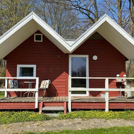 4-Personers Hytte Pa Rinkenaeshus Camping - Hytte B Villa Grasten Exterior photo